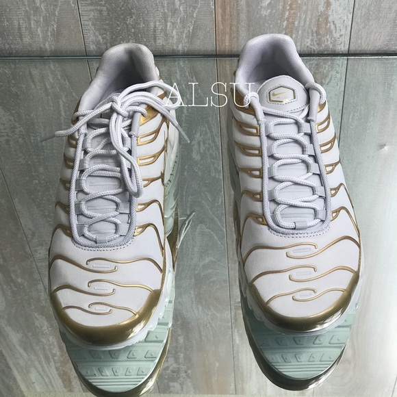 NWT Nike Air Max Plus Vast Grey Gold W AUTHENTIC - Picture 7 of 8